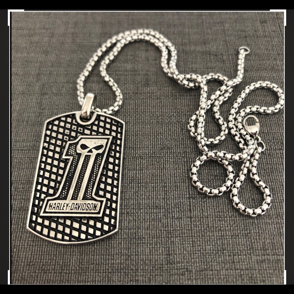 Limited! HD Men’s Necklace - Picture 3 of 4